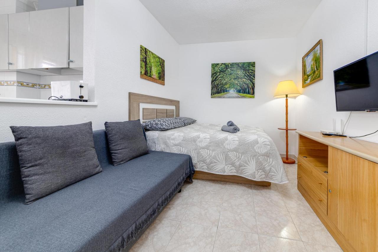 Studio Relax Playa Del Cura, Felix Rodriguez 3 또레비에하 외부 사진