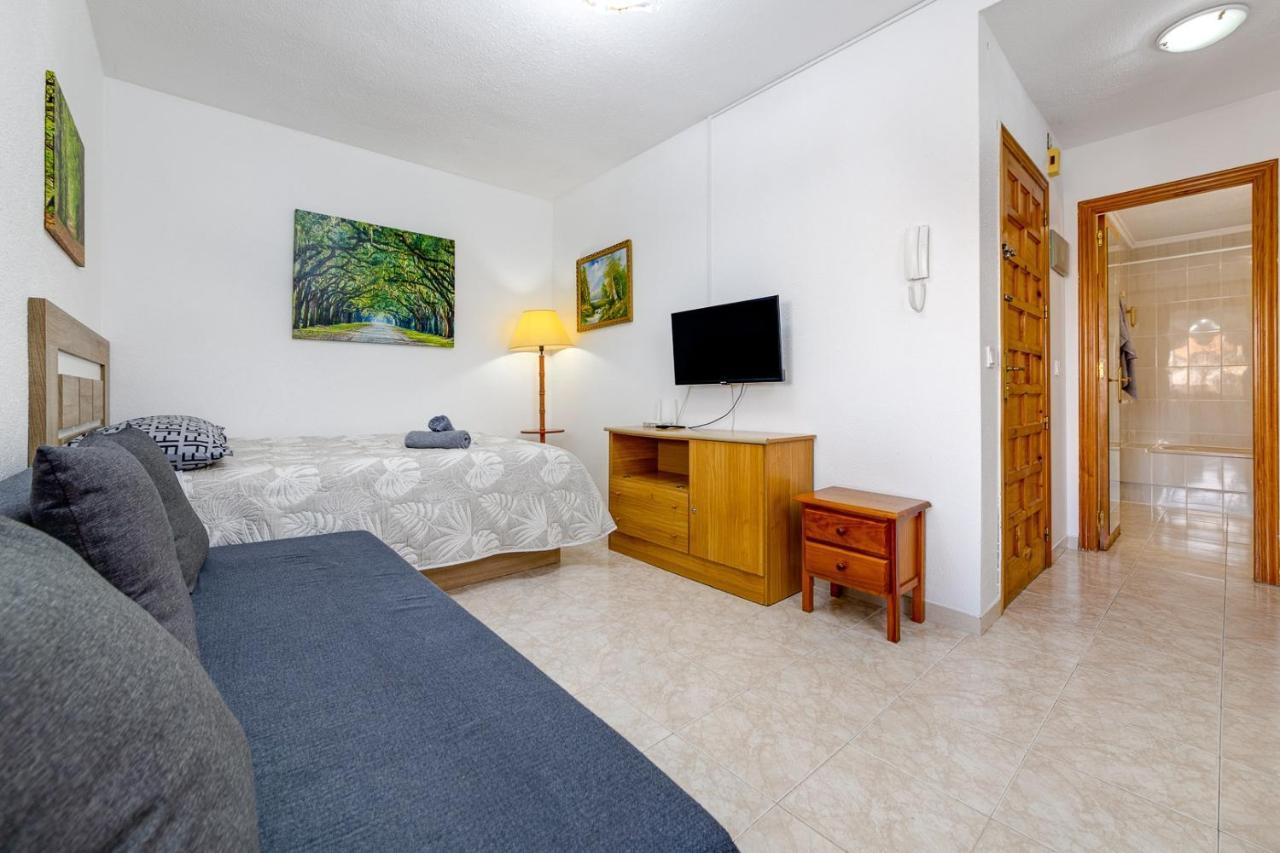 Studio Relax Playa Del Cura, Felix Rodriguez 3 또레비에하 외부 사진